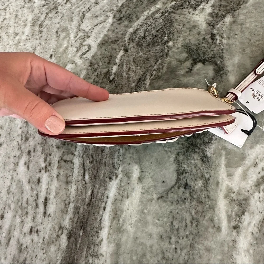 COACH 1941 Tea Rose Clutch Wristlet CHALK NWT
